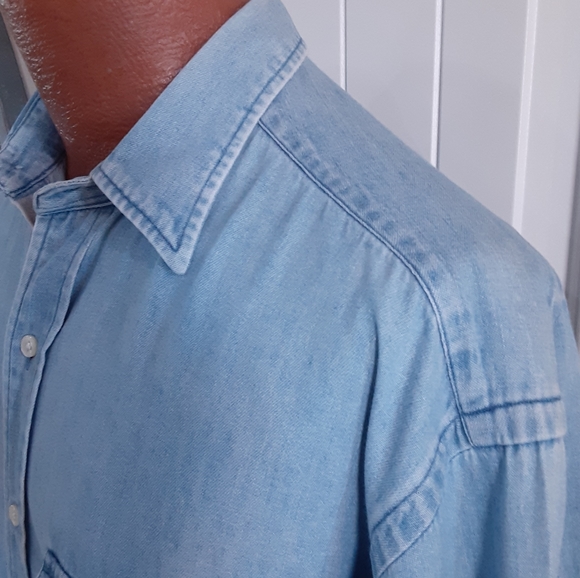 Polo Ralph Lauren, Chambray, Button Flap Pocket Front, Cotton LS Shirt, Size M - Picture 3 of 10